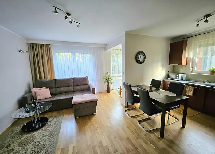 Apartament Z Ogrodem, Przy Plazy W Gdansku